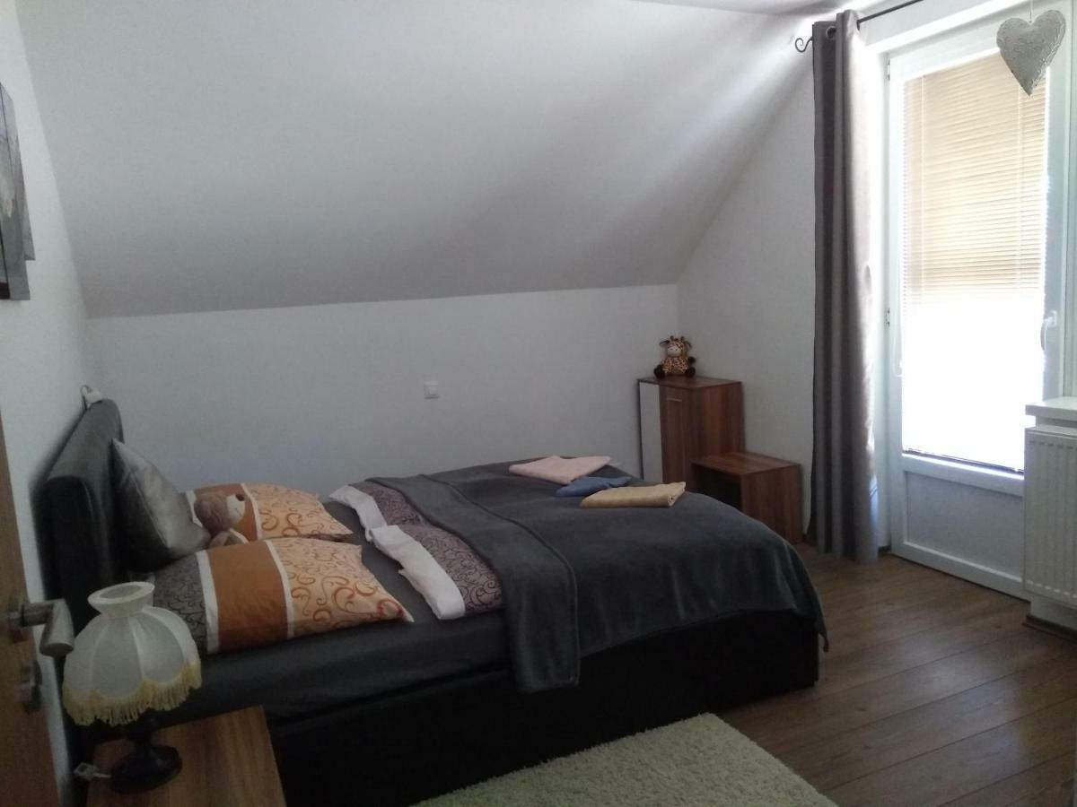 Apartman Lusy Vel'ka Lomnica Exterior foto